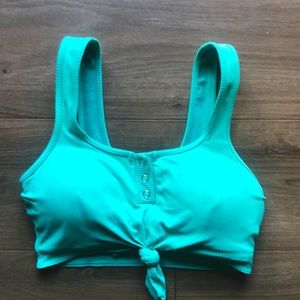 Bombshell Sportswear, Mint Henley sports bra Medium